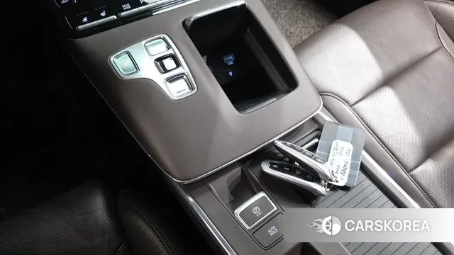 Hyundai The New Grandeur IG id 3379847 из Кореи 19