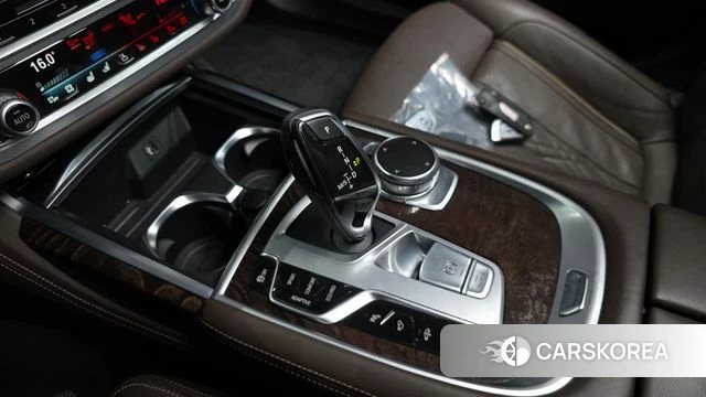 BMW 7 Series (G11) id 3924838 из Кореи 19