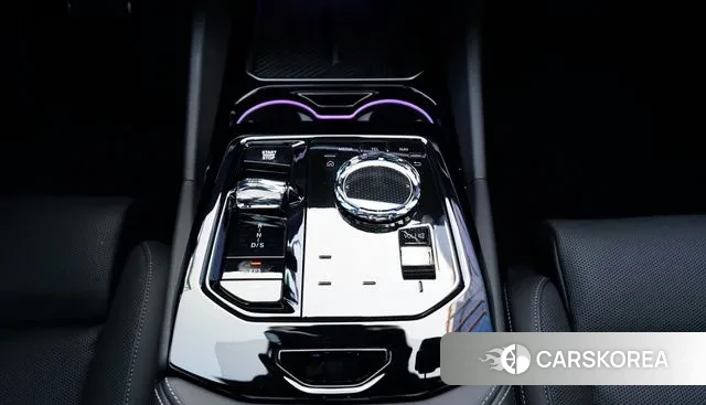 BMW 5 Series (G60) id 3436789 из Кореи 18