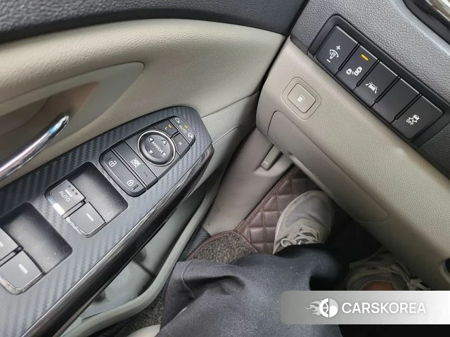 Kia The New Carnival id 4836957 из Кореи 19