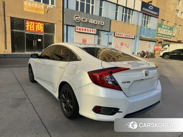 Honda Civic id 4253177 из Китая 17
