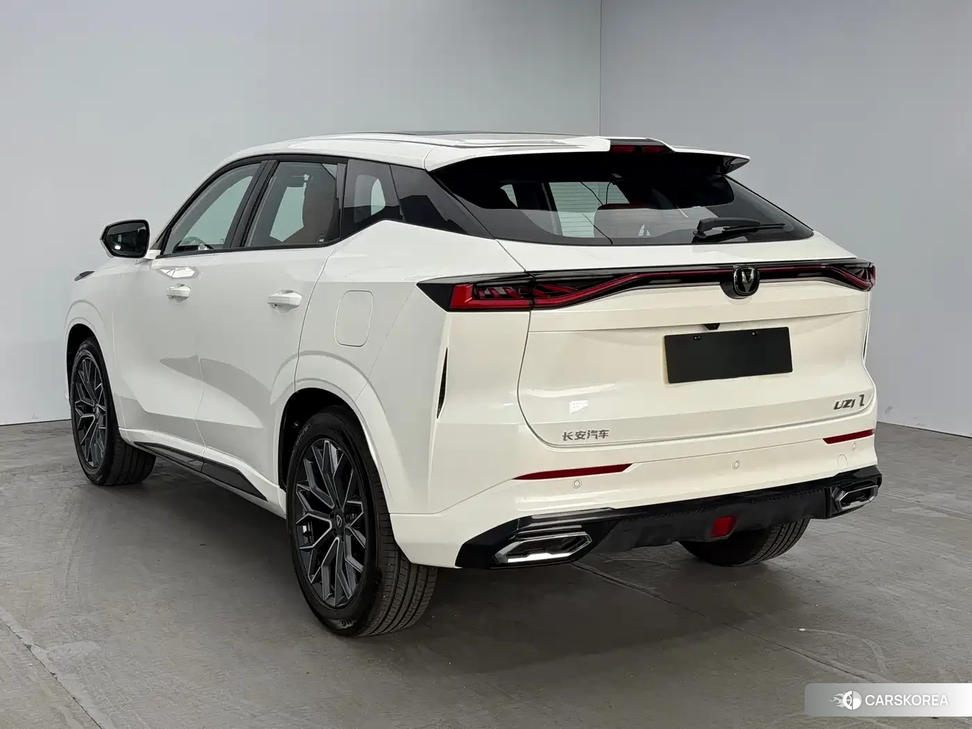Chang'an UNI-Z id 4601072 из Китая 16