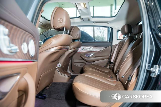 Mercedes-Benz E-class id 4300192 из Китая 13