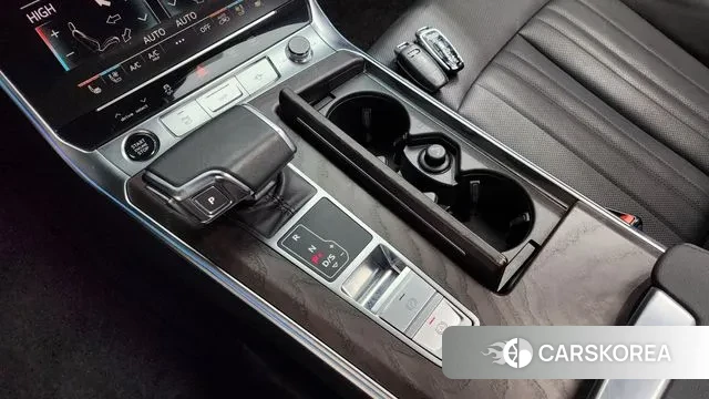 Audi A6 (C8) id 3639446 из Кореи 19