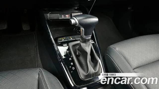 Kia Stonic id 2405110 из Кореи 19