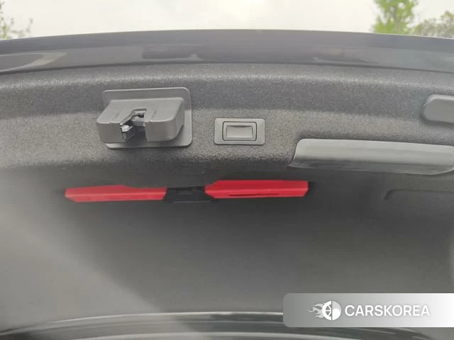 Audi A6L id 4278521 из Китая 12