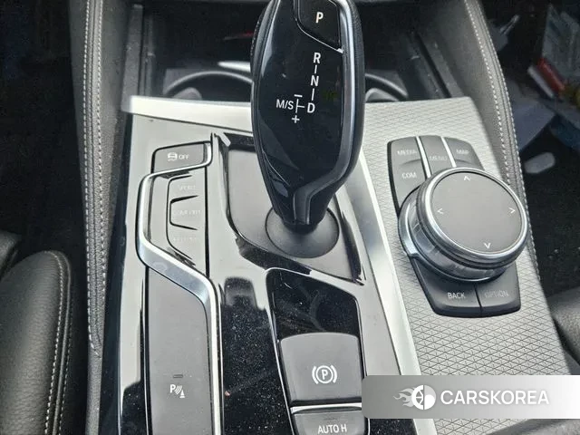 BMW 5 Series (G30) id 3034397 из Кореи 19