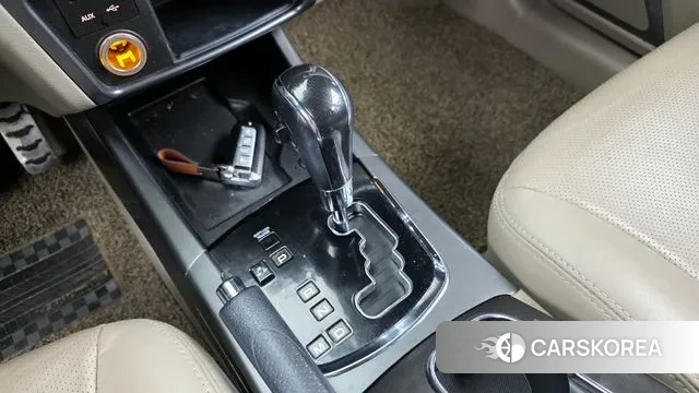 Ssangyong New Style Korando C id 3647086 из Кореи 19