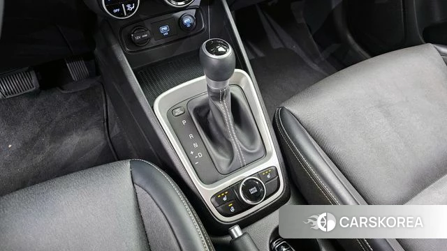 Hyundai Venue id 4203504 из Кореи 31