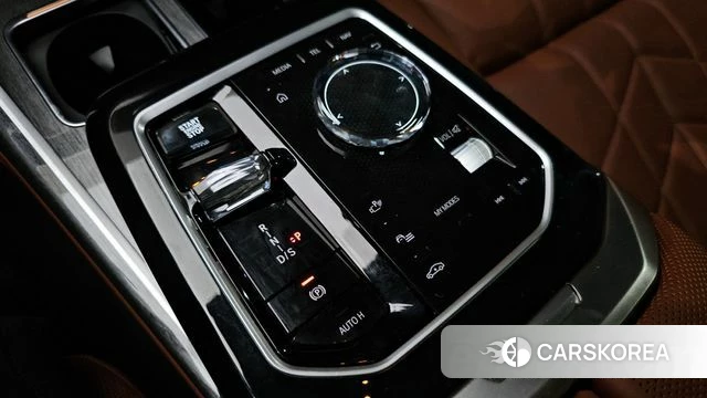BMW 7 Series (G70) id 4375532 из Кореи 32