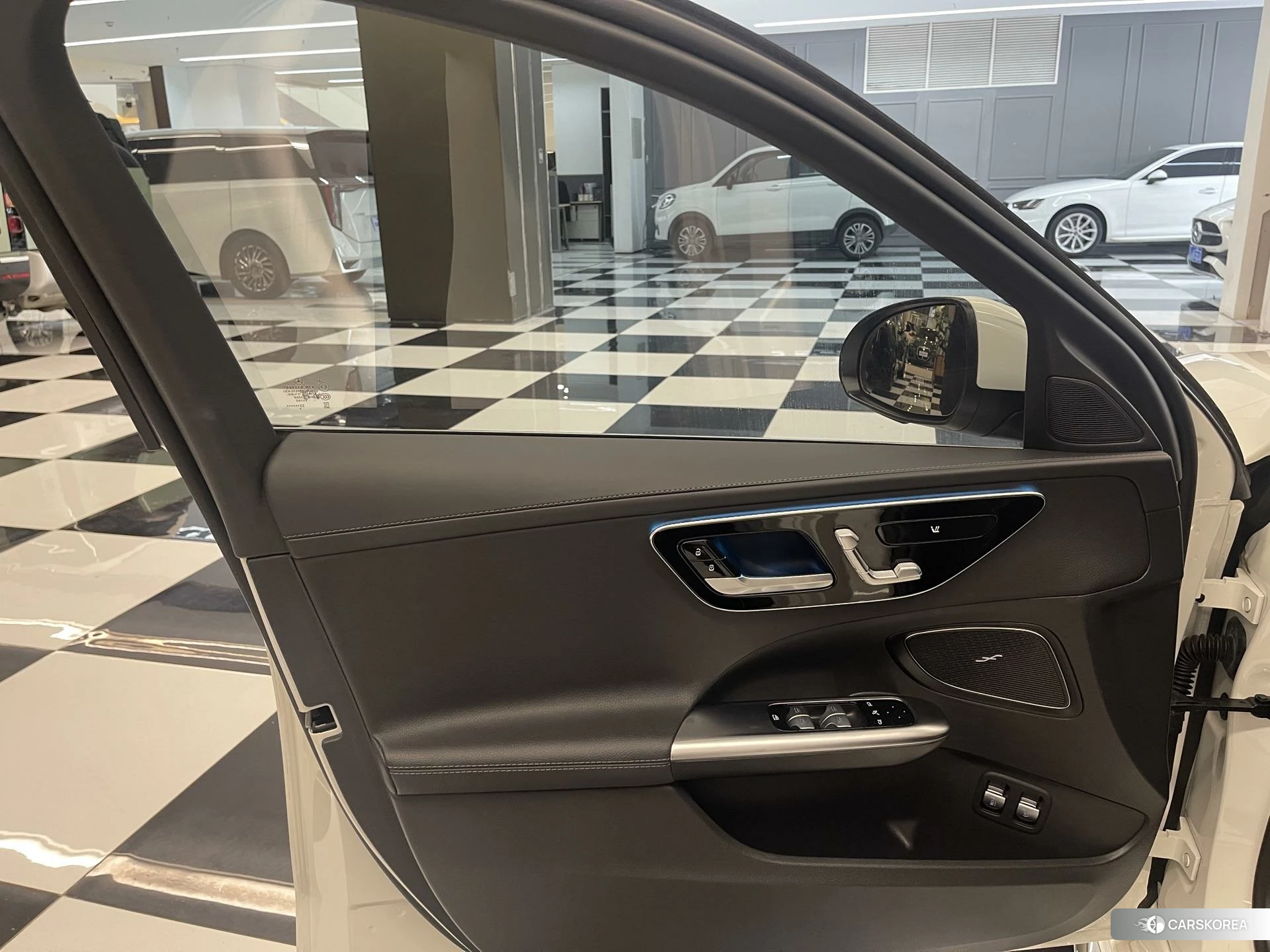 Mercedes-Benz C-class PHEV id 4455874 из Китая 26