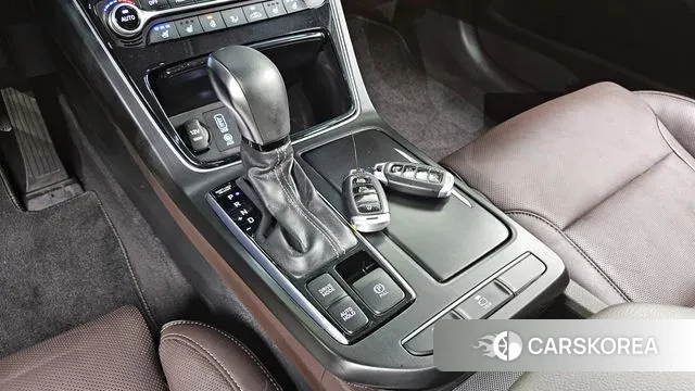 Hyundai Grandeur IG id 3029554 из Кореи 19