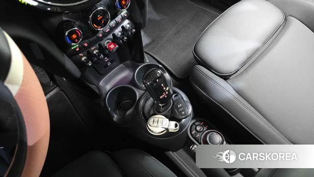 Mini Cooper id 3922019 из Кореи 19