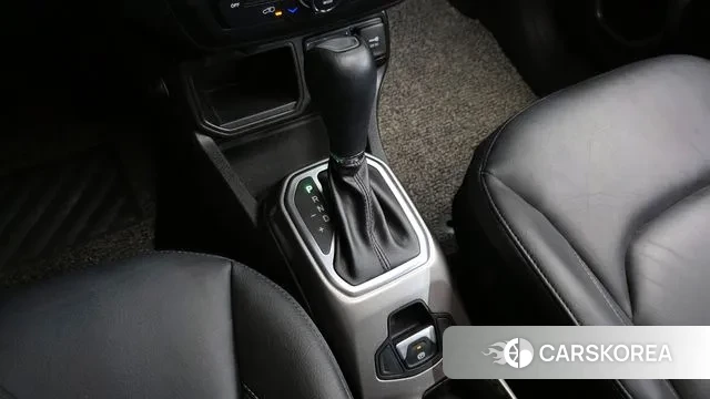 Jeep Renegade id 3106036 из Кореи 19