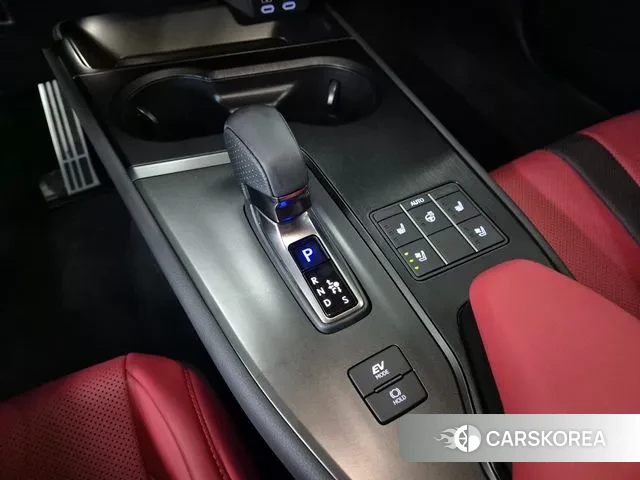 Lexus UX300h id 3185176 из Кореи 19