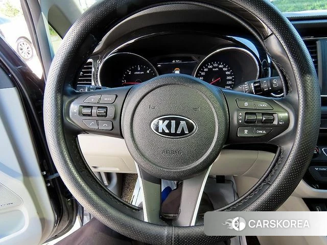 Kia The New Carnival id 4397714 из Кореи 19