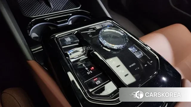 BMW 5 Series (G60) id 3745679 из Кореи 19