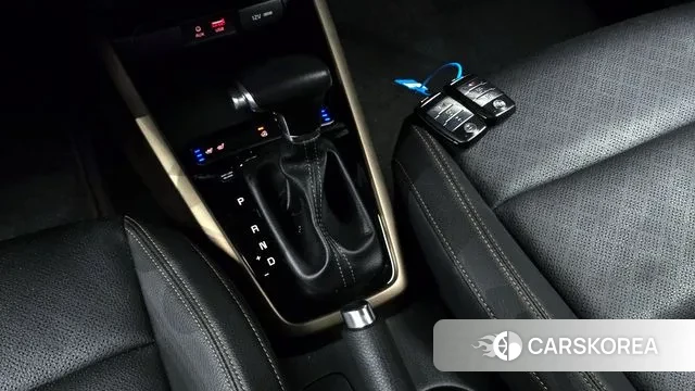 Kia Stonic id 3045468 из Кореи 19