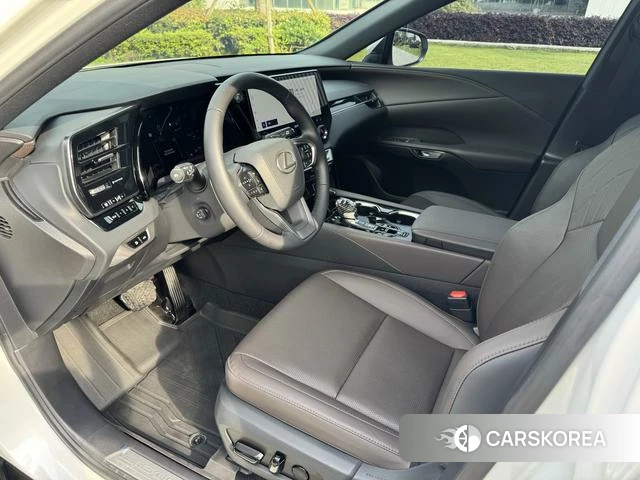 Lexus RX id 4262026 из Китая 14