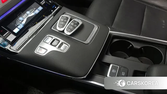 Hyundai The New Grandeur IG id 3383713 из Кореи 19