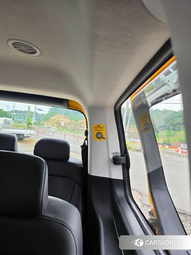 Hyundai Staria id 4572706 из Кореи 11