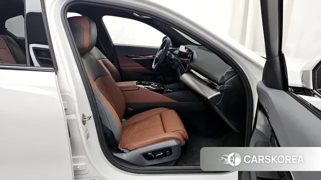 BMW 5 Series (G60) id 3431669 из Кореи 19