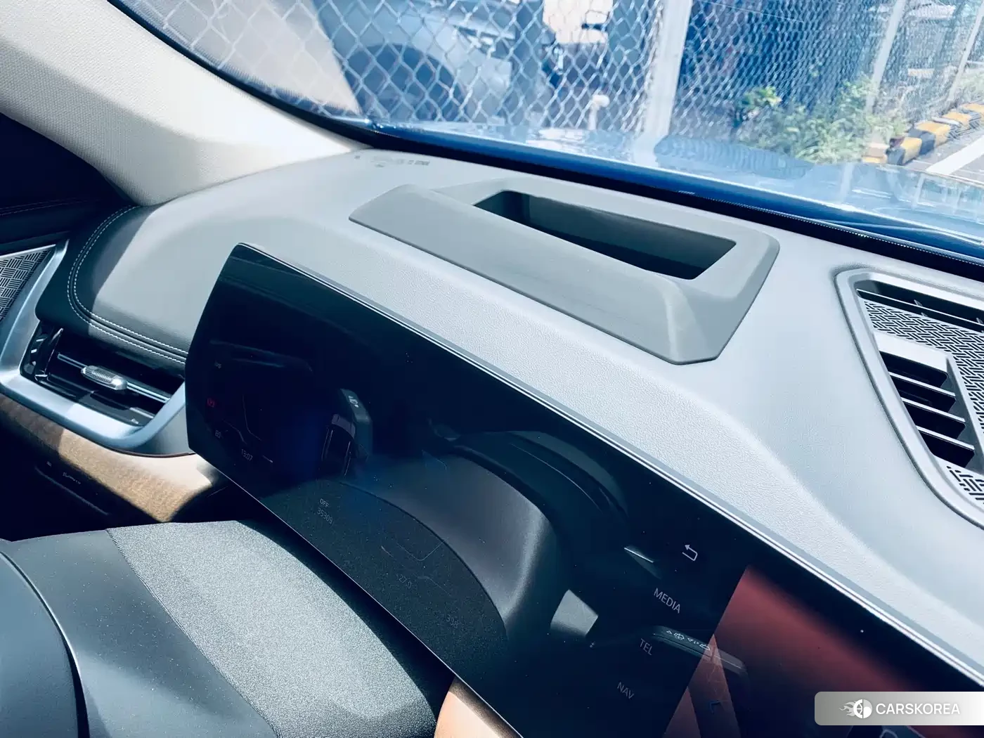 BMW iX1 id 4553784 из Китая 15