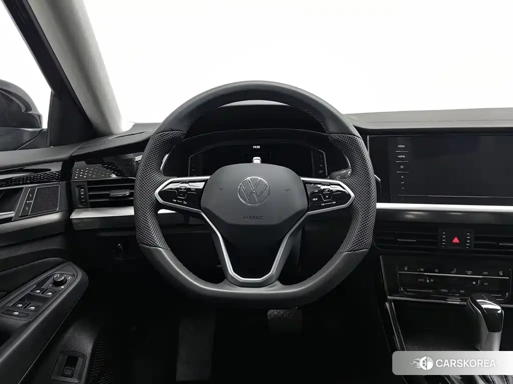 Volkswagen Passat id 4607102 из Китая 23