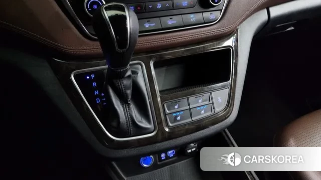 Hyundai The New Grand Starex id 2985906 из Кореи 19