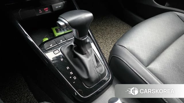 Kia Stonic id 4351338 из Кореи 19