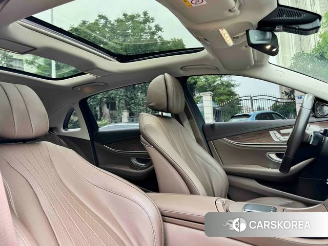 Mercedes-Benz E-class id 4313375 из Китая 12