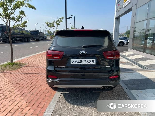 Kia The New Sorento id 4465054 из Кореи 17
