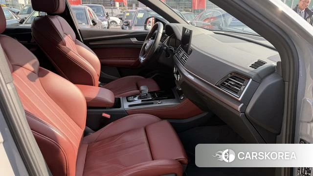 Audi Q5L id 4300777 из Китая 24