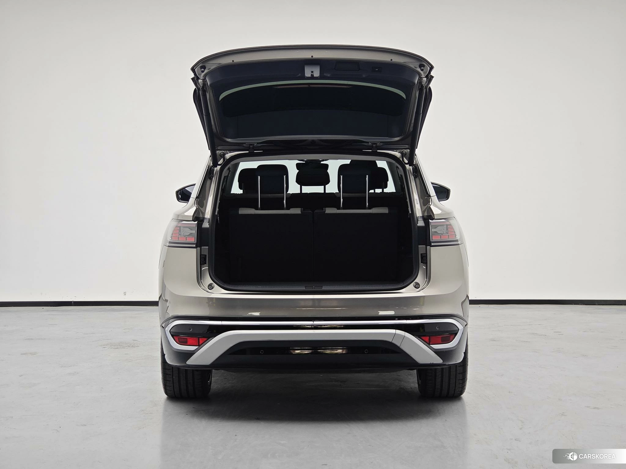 Volkswagen ID.6 CROZZ id 4419094 из Китая 19