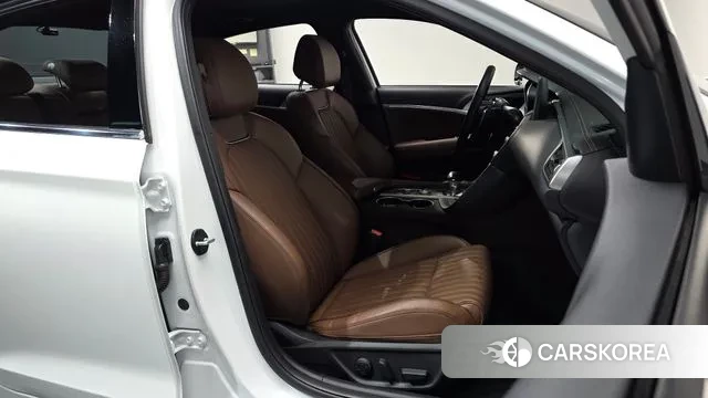 Genesis G70 id 3248819 из Кореи 19