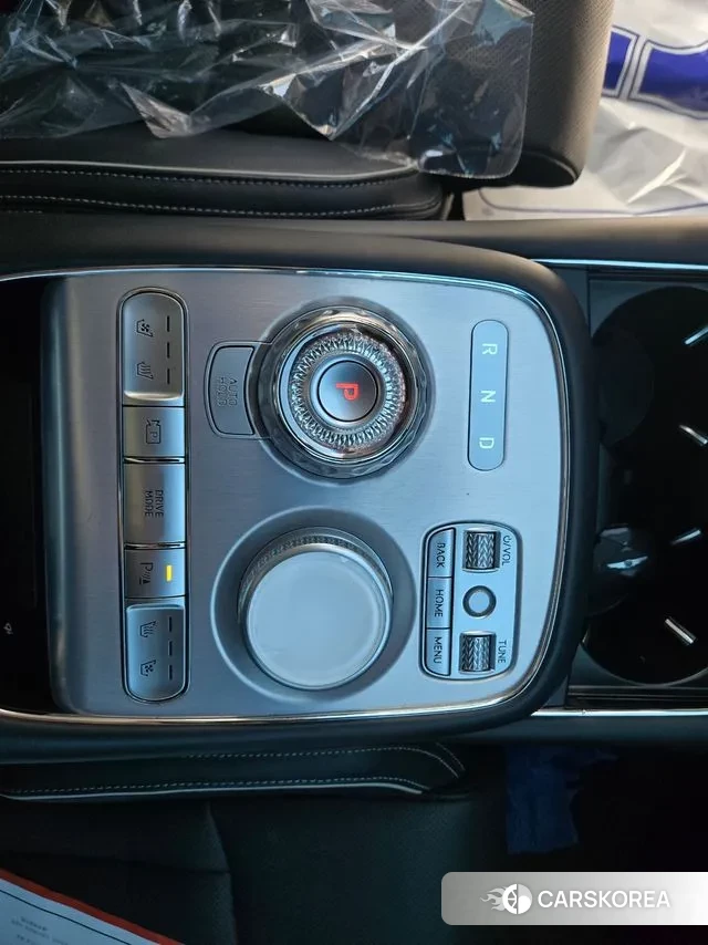 Genesis G90 (RS4) id 3701635 из Кореи 17