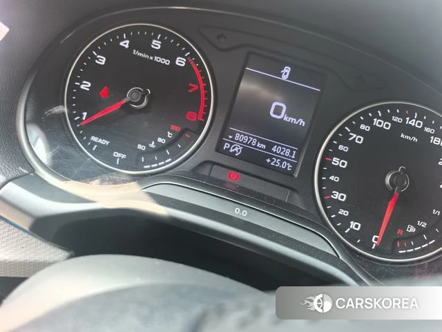 Audi Q2L id 4239084 из Китая 9