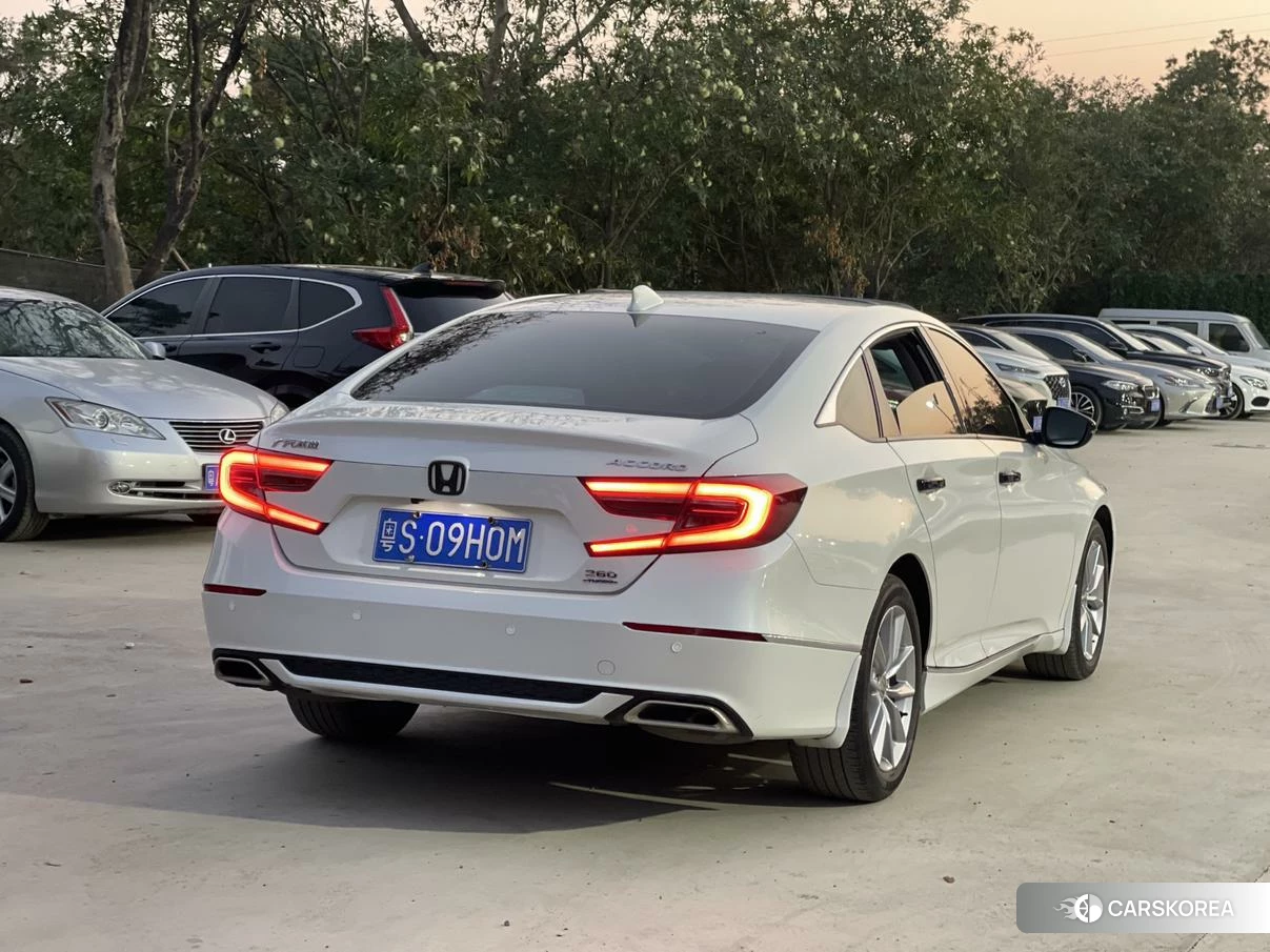 Honda Accord id 4406134 из Китая 9