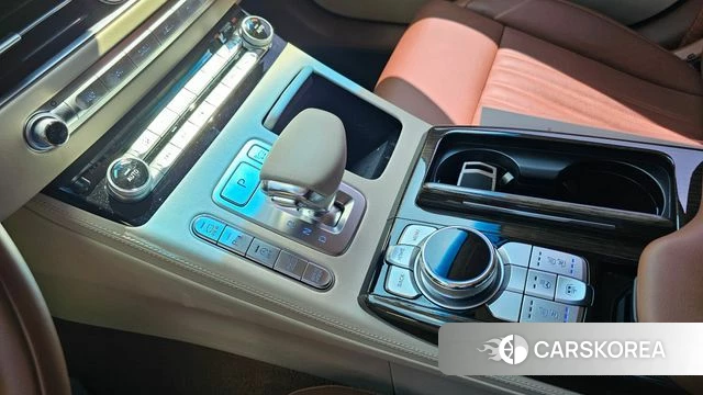 Genesis G90 id 4671888 из Кореи 19