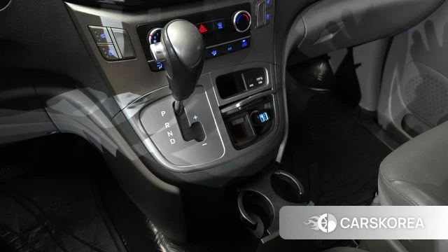 Hyundai The New Grand Starex id 4294801 из Кореи 19