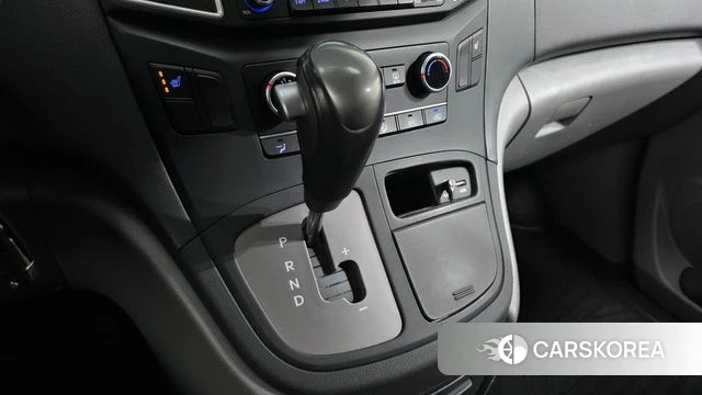 Hyundai The New Grand Starex id 4225538 из Кореи 29