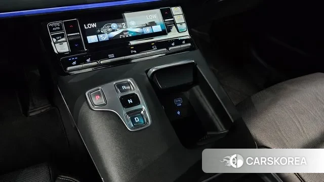 Hyundai The New Grandeur IG id 3201690 из Кореи 19