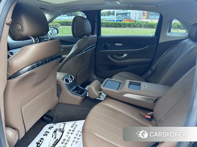 Mercedes-Benz E-class id 4278699 из Китая 10