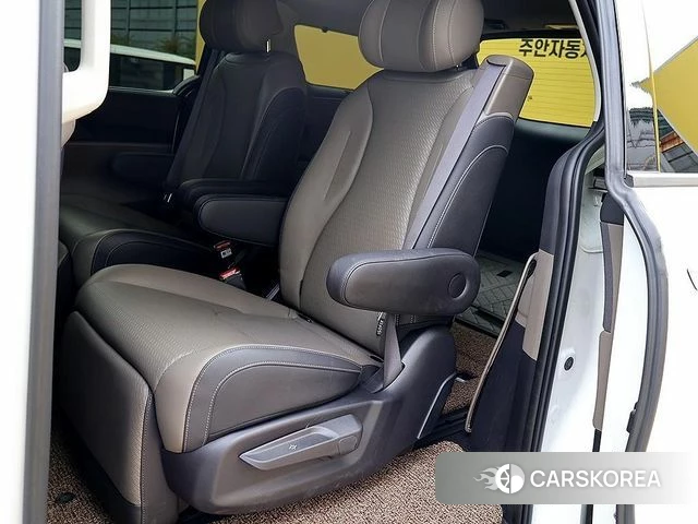 Kia The New Carnival 4th Generation id 4308043 из Кореи 17