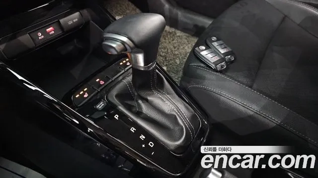 Kia Stonic id 2937391 из Кореи 19