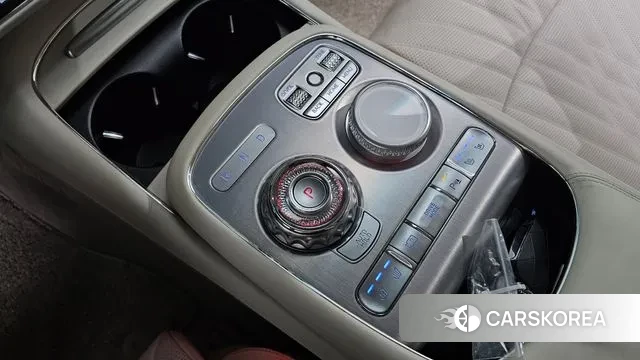 Genesis G90 (RS4) id 3031935 из Кореи 19