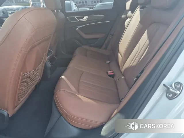 Audi A6 (C8) id 3695616 из Кореи 16