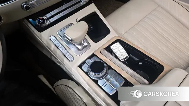 Genesis G90 id 3390600 из Кореи 19