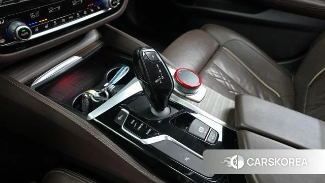 BMW 5 Series (G30) id 4568668 из Кореи 31
