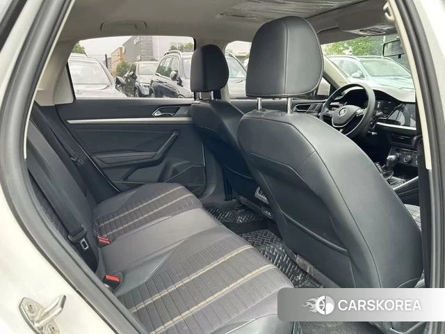 Volkswagen Lavida id 4399785 из Китая 16